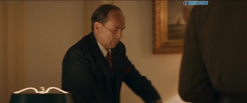 De.Gaulle.2020.720p.WEBRip.HINDI.SUB.1XBET.0003.jpg