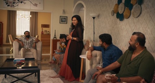 Aayirathonnu.Nunakal.2023.1080p.Hindi.WEB-DL.5.1.ESub.x264-HDHub4u.Tv.mkv.0002.jpg