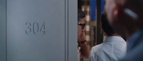 Don.2.2011.1080p.BluRay.5.1.ESub.x264-HDHub4u.Tv.mkv.0004.jpg