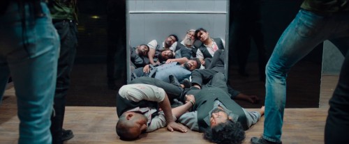 Bhola.Shankar.2023.1080p.WEB DL.5.1.ESub.x264 HDHub4u.Tv.mkv.0004