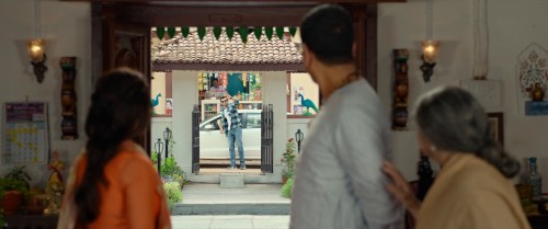 Kushi.2023.1080p.Hindi.WEB-DL.5.1.ESub.x264-HDHub4u.Tv.mkv.0004.jpg