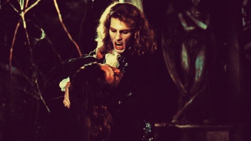 Interview-with-the-Vampire-1994-P.jpg