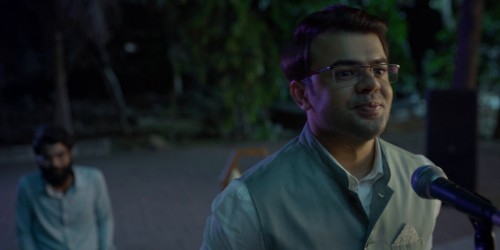 Hostel.Daze.S03.E05.Hindi.1080p.WEB DL.5.1.ESub.x264 HDHub4u.Tv.mkv.0004