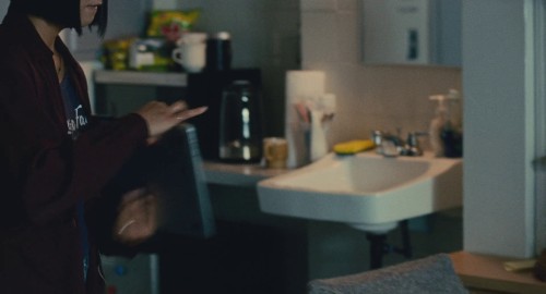 Past.Lives.2023.1080p.BluRay.Hindi.2.0-Korean.5.1.ESub.x264-HDHub4u.Tv.mkv.0001.jpg