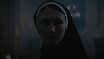 The.Nun.II.2023.1080p.WEB-DL.Hindi.5.1-English.ESub.x264-HDHub4u.Tv.mkv.0002.th.jpg