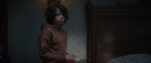 CobWeb.2023.1080p.BluRay.Hindi.ORG.2.0 English.5.1.ESub.x264 HDHub4u.Tv.mkv.0005