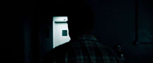 Safe.House.2012.1080p.BluRay.Hindi.5.1 English.5.1.ESub.x264 HDHub4u.Tv.mkv.0001