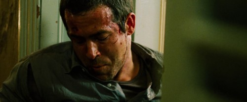 Safe.House.2012.1080p.BluRay.Hindi.5.1 English.5.1.ESub.x264 HDHub4u.Tv.mkv.0008