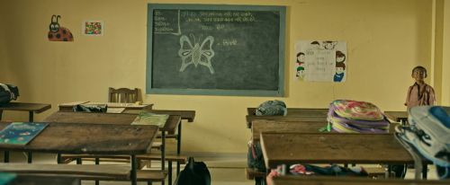 Guthlee-Ladoo-2022-Hindi-AMZN-WEB-DL-720p-AVC-EAC3-2ch-ESub.mkv.0002.png