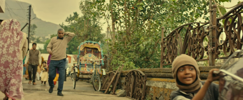 Guthlee-Ladoo-2022-Hindi-AMZN-WEB-DL-720p-AVC-EAC3-2ch-ESub.mkv.0003.png