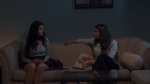 Demons-2024-Hindi-WEBRip-720p-AVC-EAC3-6ch-ESub.mkv.0004.jpg