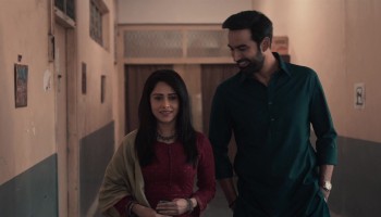 Download Akelli (2023) Hindi HDRip Full Movie