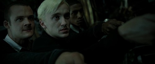 Harry-Potter-and-the-Deathly-Hallows-Part-2-2011-00_59_47_08.jpg