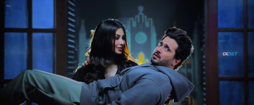 vlcsnap 2025 05 01 00h18m08s256