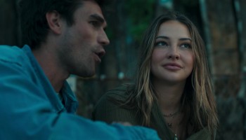 Kat-2025-08-20-01h01m16s330.th.jpg