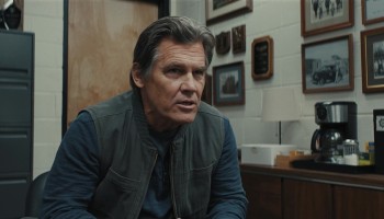 Download Weapons 2025 English HDRip Full Movie