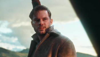 Download Turbulence 2025 Hindi Dubbed HDRip Full Movie