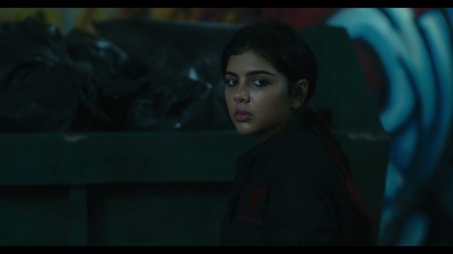 Lokah-Chapter-1-Chandra-2025-1080P-JHS-WEB-DL-H264-DDPA5.1-HINMALTAMTELKANBENMAR-ESUB-SHB931.mkv_20260506_224825.478.jpg