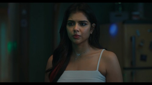 Lokah-Chapter-1-Chandra-2025-1080P-JHS-WEB-DL-H.265-DDPA5.1-HINMALTAMTELKANBENMAR-ESUB-SHB931.mkv_20260508_230219.525.jpg