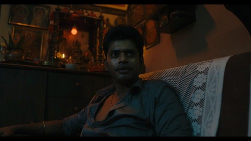 Lokah-Chapter-1-Chandra-2025-1080P-JHS-WEB-DL-H.265-DDPA5.1-HINMALTAMTELKANBENMAR-ESUB-SHB931.mkv_20260508_230419.068.jpg