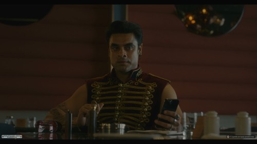 Lokah-Chapter-1-Chandra-2025-2160P-JHS-WEB-DL-HDR10-H265-DDP5.1-HINMALTAMTELKANBENMAR-ESUB-SHB931.mkv_20260509_162203.837.jpg