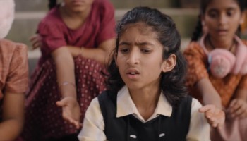 Sing Geetham scene