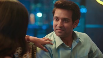 Musafir Cafe scene