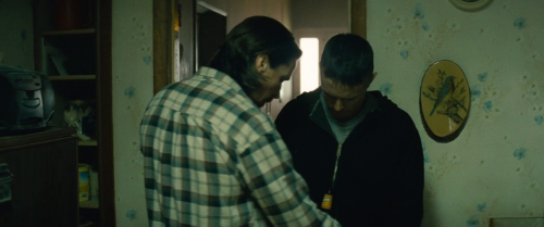 Moviesdrives.mov-Out-of-the-Furnace-2013---3.png