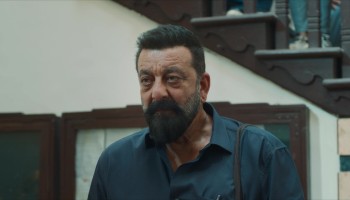 Aakhri Sawal scene
