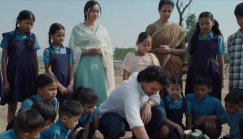 Aakhri Sawal scene