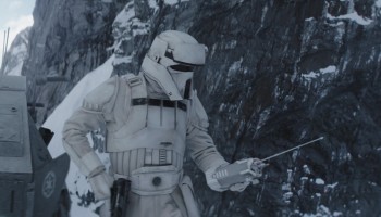 The Mandalorian and Grogu scene