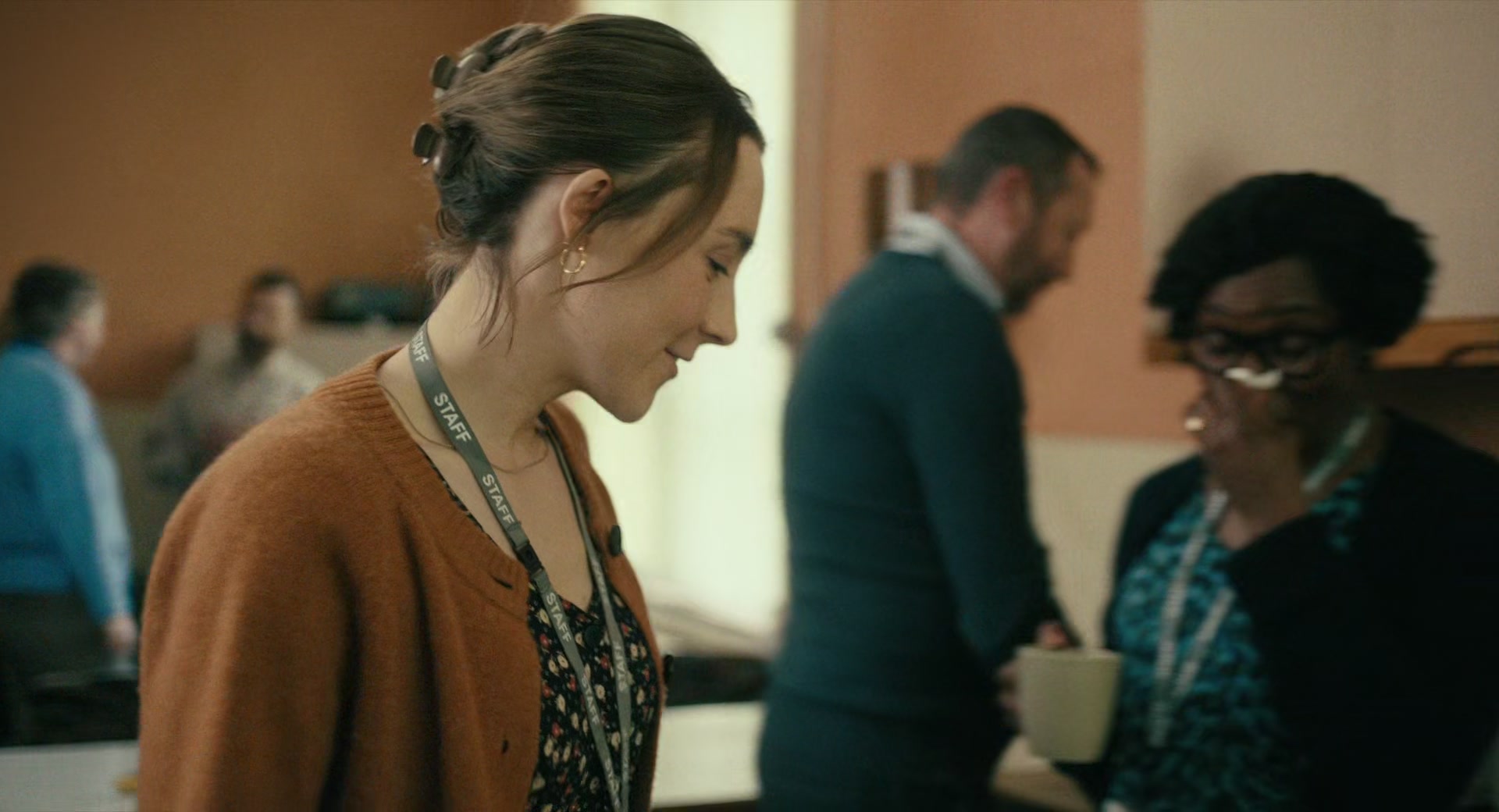 Bad.Apples.2025.1080p.WEB DL.x265.6CH Pahe.in KatmovieHD Screenshot 10